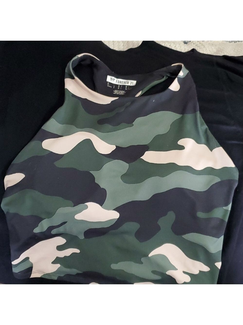 Ladles crop top with built-in bra